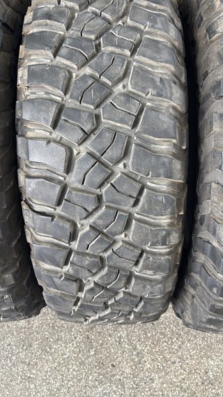 BFGoodrich Mud Terrain Neumáticos (4)