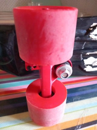 Monopatín Penny Board Negro Ruedas Rojas