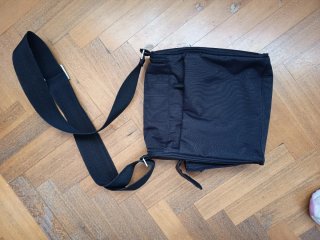 Bolso bandolera Adolfo Domínguez negro