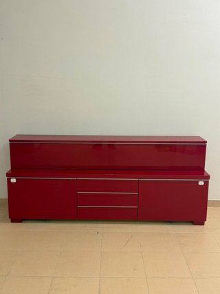 Mueble TV rojo 1,80m