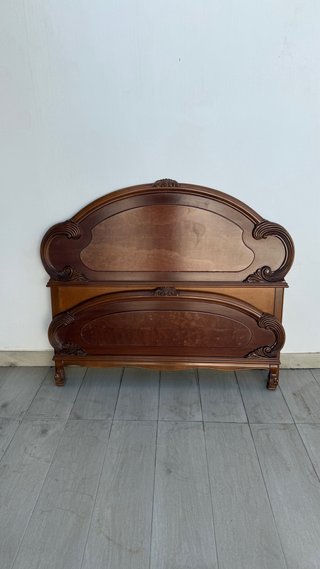 Cabecero y pie de cama de madera