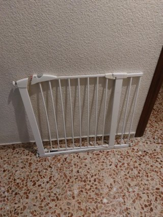 Valla de seguridad para pasillo