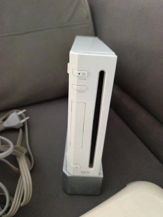 Consola Nintendo Wii + Accesorios y Juegos