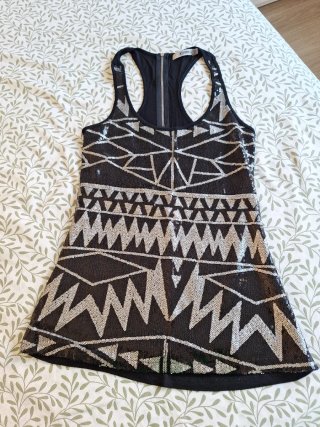 Camiseta tirantes Stradivarius lentejuelas
