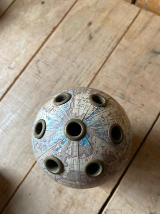 Portalápices globo terráqueo vintage
