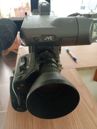 Cámara profesional JVC GY-DV500
