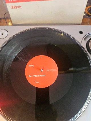 Moby - Go (Vitalic Remix) Vinilo 12
