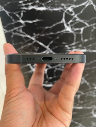iPhone 17e 256GB  100%