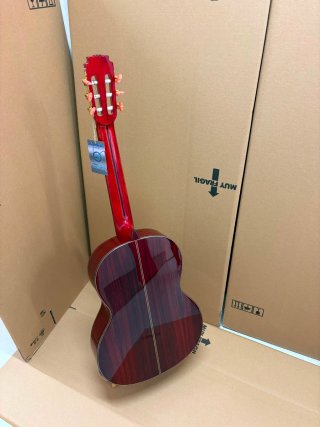Guitarra Flamenca roja Modesto Malla Candela
