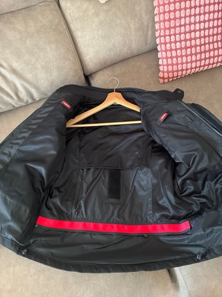 Chaqueta de moto negra
