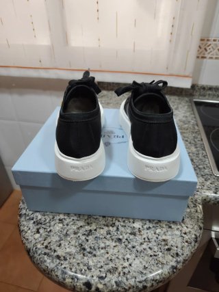 Zapatillas Prada Negras Talla 38