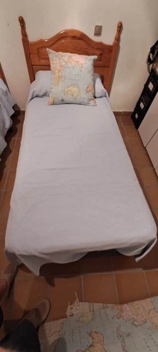 Cabecero de madera