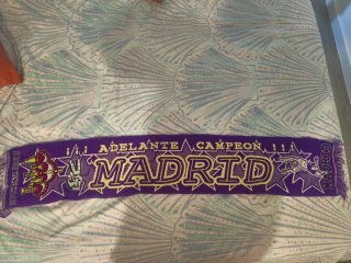 Bufanda Real Madrid ¡Adelante Campeón!