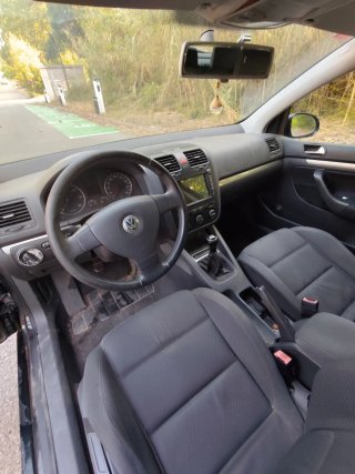 Volkswagen Golf 2004