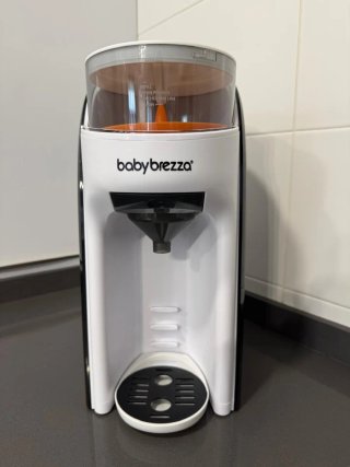 Máquina Baby Brezza para Biberones