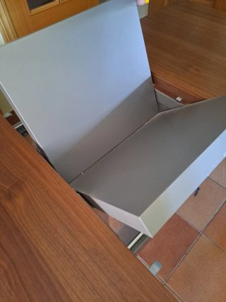 Mesa extensible madera nogal diseño + 4 sillas