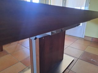 Mesa extensible madera nogal diseño + 4 sillas