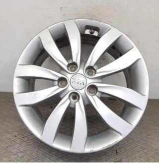 Llanta Kia Carens 17 2014
