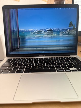 MacBook Air M1 (2021) Pantalla Rota