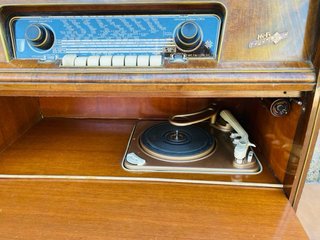 Radio Tocadiscos Telefunken Schubert 1956