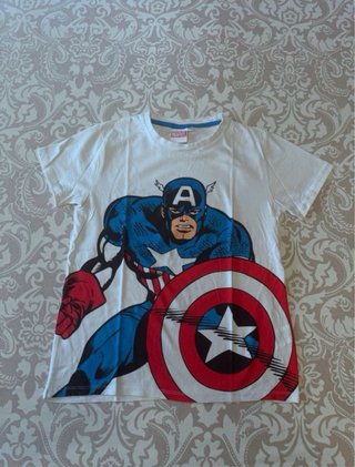 Lote camisetas Pokémon y Capitán América 10 años