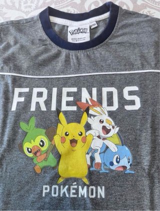Lote camisetas Pokémon y Capitán América 10 años