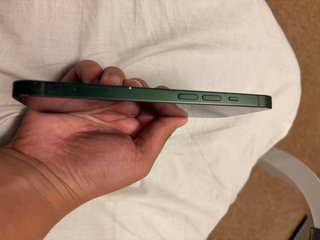 iPhone 13 128GB Verde Noche