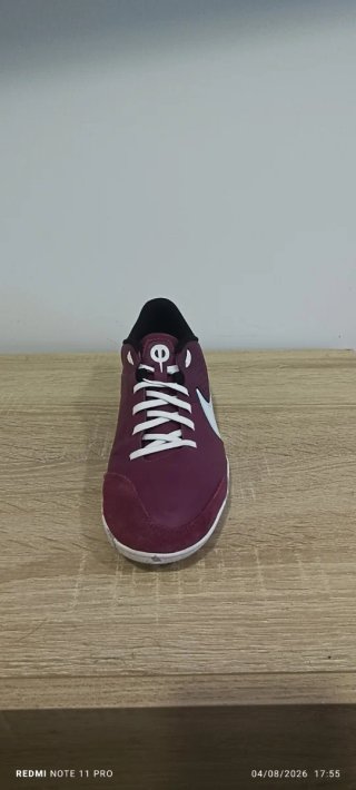 Zapatillas Nike Moradas y Blancas