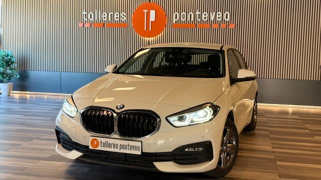 BMW Serie 1 116d (F40) 2023, foto 3