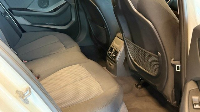 BMW Serie 1 116d (F40) 2023, foto 28