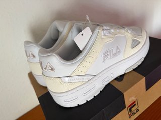 Zapatillas Fila Teratach 600 T39 Blancas/Crema
