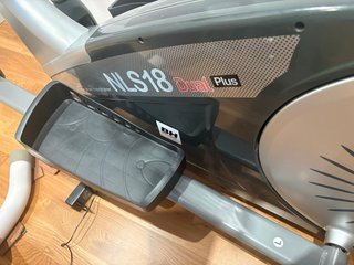 Bicicleta Elíptica BH NLS18 Dual Plus