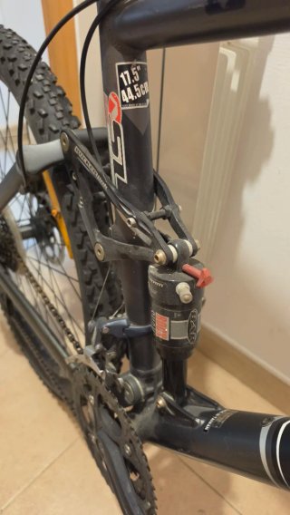 Trek Fuel 80 XT Doble Suspensión 26"