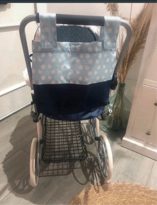 Carro de muñecas clásico azul