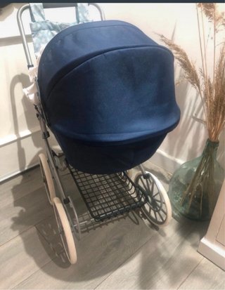 Carro de muñecas clásico azul