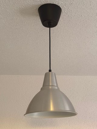 Lámpara colgante techo Ikea metal y plástico