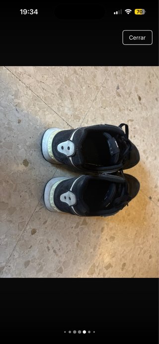 Zapatillas Nike Venture Runner Negras