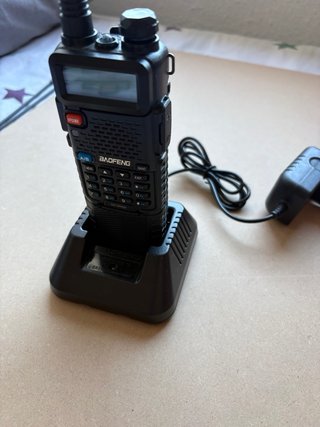Walkie-Talkie Baofeng UV-5R8W