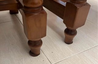 Juego de 4 sillas de madera tapizadas