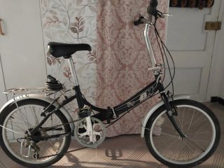 Bicicleta Plegable BH Negra.