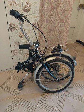 Bicicleta Plegable BH Negra.