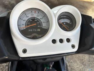 Yamaha AeroxR 50cc Roja y Blanca 1500€ (No cambio)