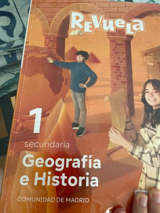 Geografía e Historia. 1 Secundaria. Revuela. Co...