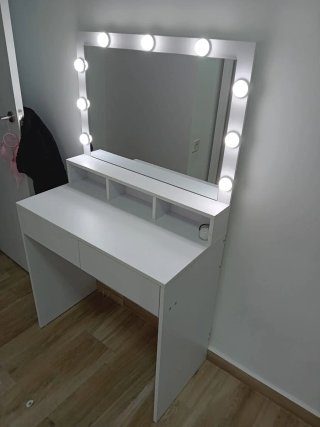 MONTADOR DE MUEBLES Y MANITAS