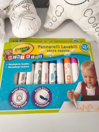 Muñecos para pintar con rotuladores lavables