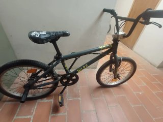 Bicicleta BMX B'TWIN WIPE 300