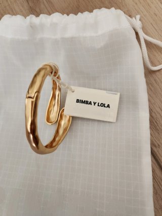 Pulsera Bimba y Lola metal dorada cruzada