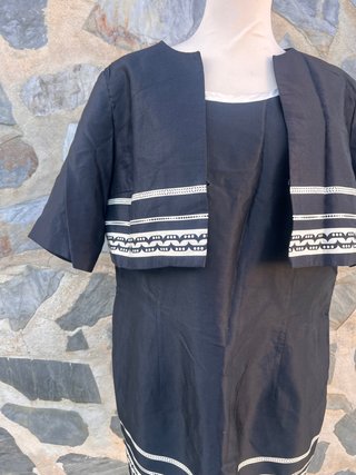Vestido elegante Junco y Arena con chaqueta