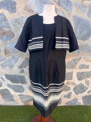 Vestido elegante Junco y Arena con chaqueta