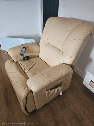Sillón de masaje reclinable beige